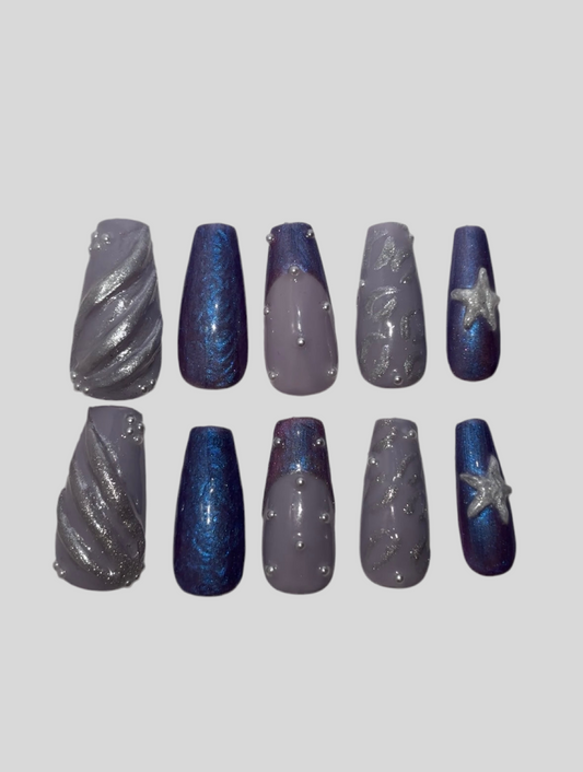 Galactic Dream – Futuristic Chrome Press-On Nails for a Bold Look