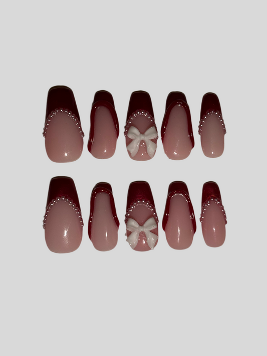 Royal Elegance – Classy Press-On Nails, Elegant Long-Lasting Nail Set